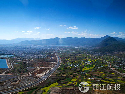 麗江直升機(jī)空中游覽-麗江全景.jpg