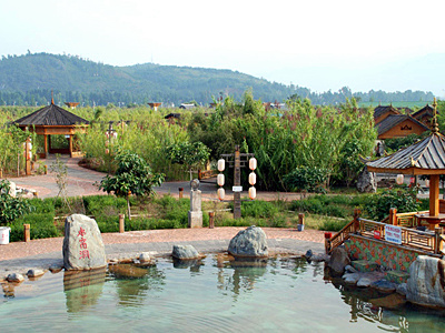 大理地?zé)釃?.jpg